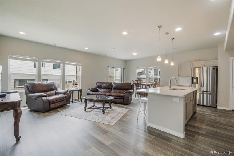 8039 Basaltic Dr, Colorado Springs, CO 80938