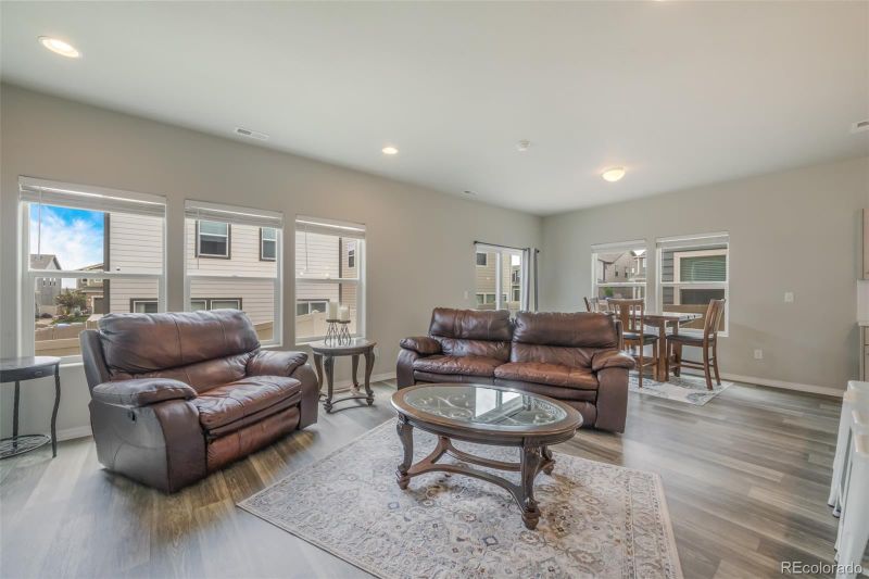 8039 Basaltic Dr, Colorado Springs, CO 80938