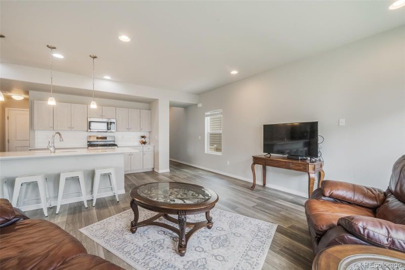 8039 Basaltic Dr, Colorado Springs, CO 80938