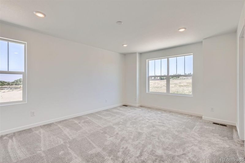 400 Paloma Way, Elizabeth, CO 80107