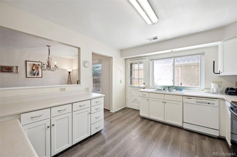 2743 S Victor St, Aurora, CO 80014