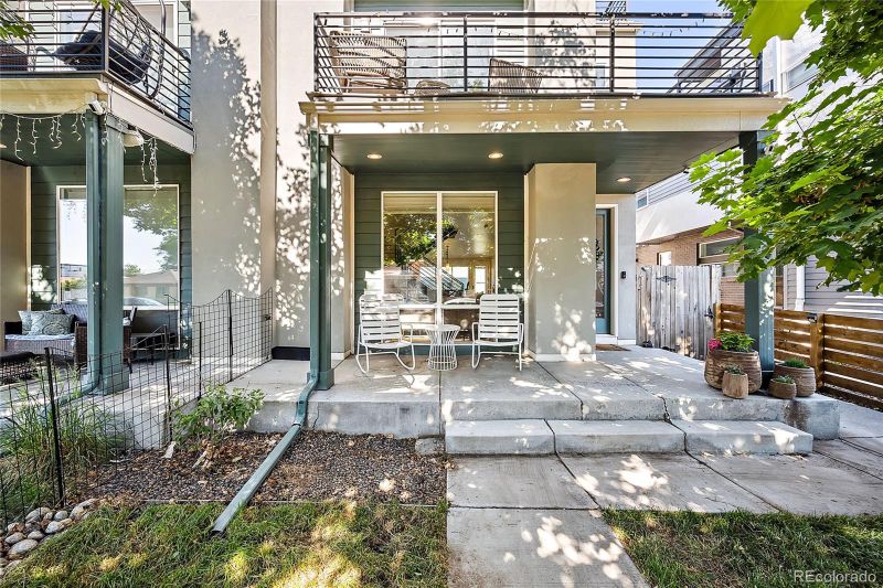 1379 Xavier St, Denver, CO 80204