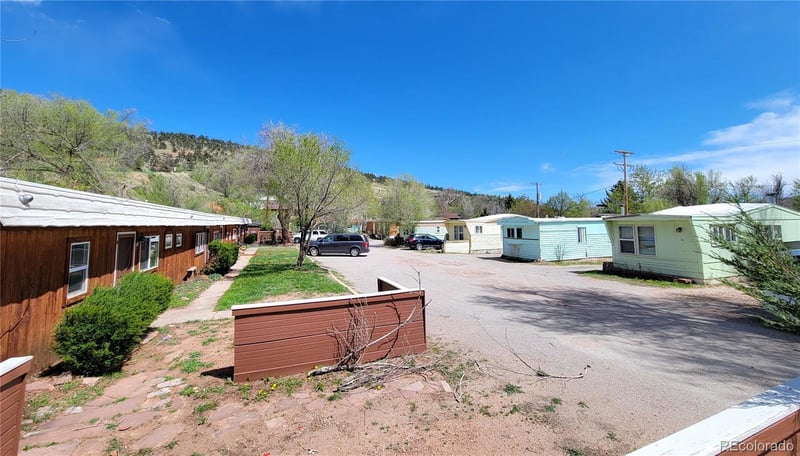 224 Seward St, Lyons, CO 80540