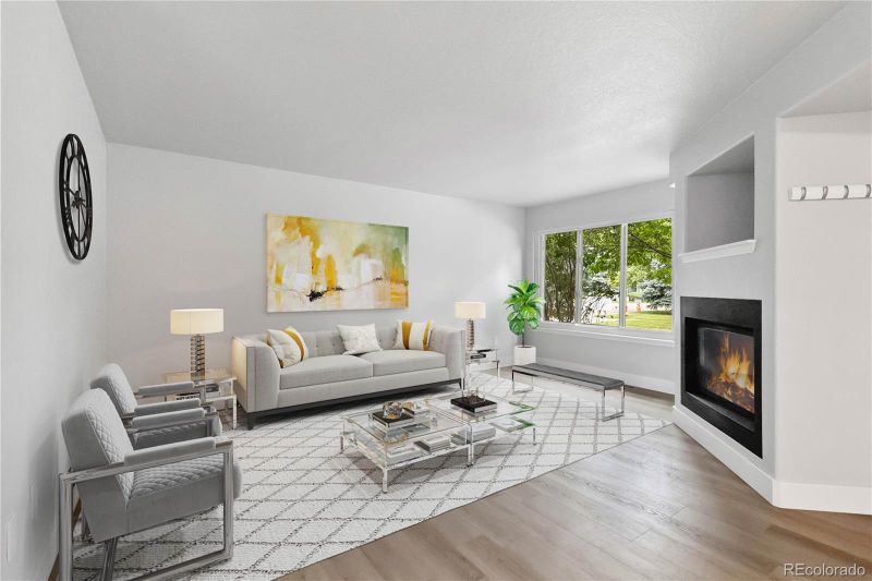 1060 Delta Dr #B, Lafayette, CO 80026
