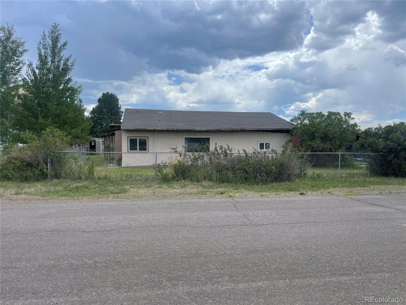 25 5th St, Del Norte, CO 81132