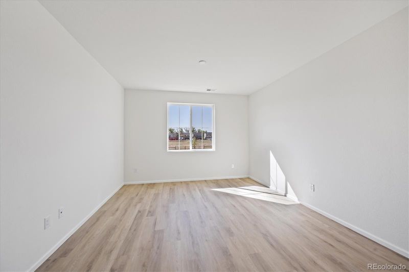 2608 Simpson Ln, Erie, CO 80026