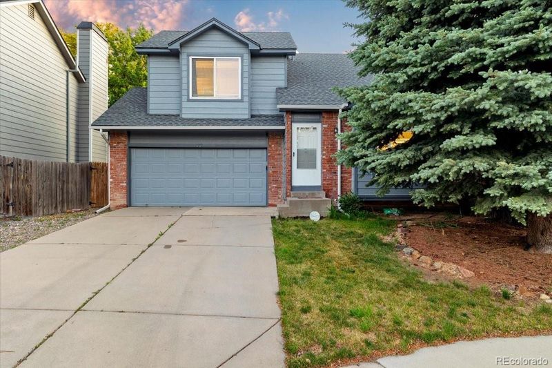 37 S Lindsey St, Castle Rock, CO 80104