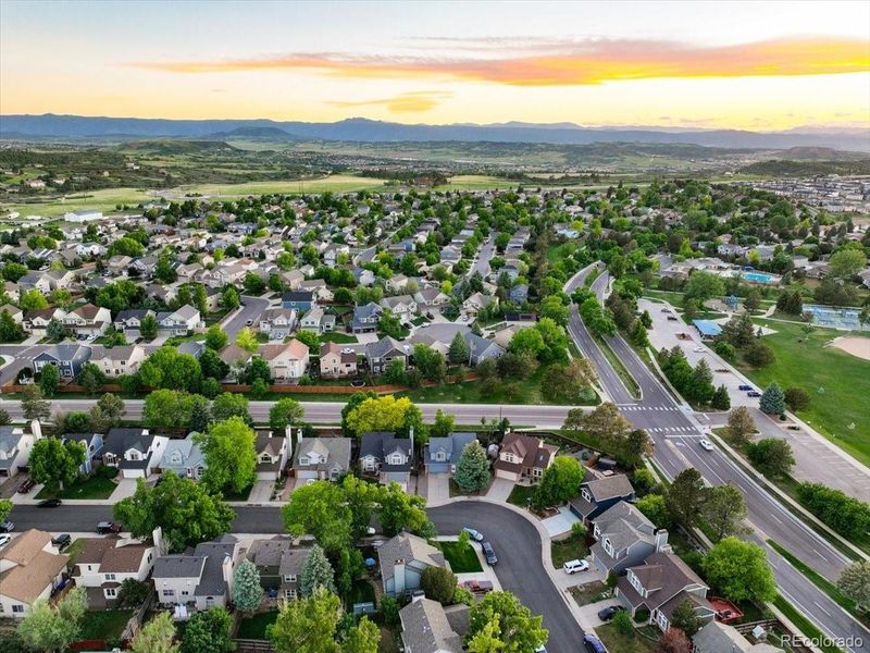 37 S Lindsey St, Castle Rock, CO 80104