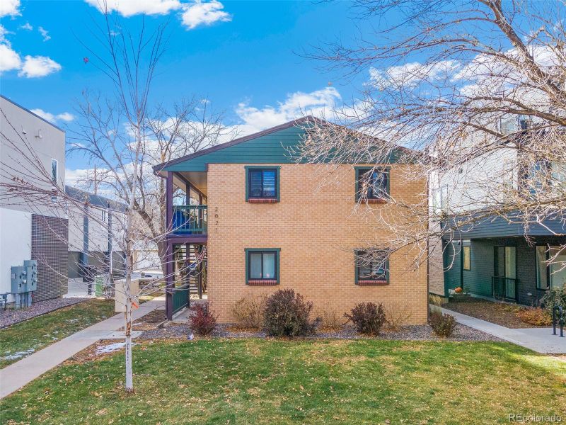 2071 S Milwaukee St, Denver, CO 80210