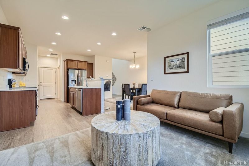 9716 Clermont Ln, Thornton, CO 80229