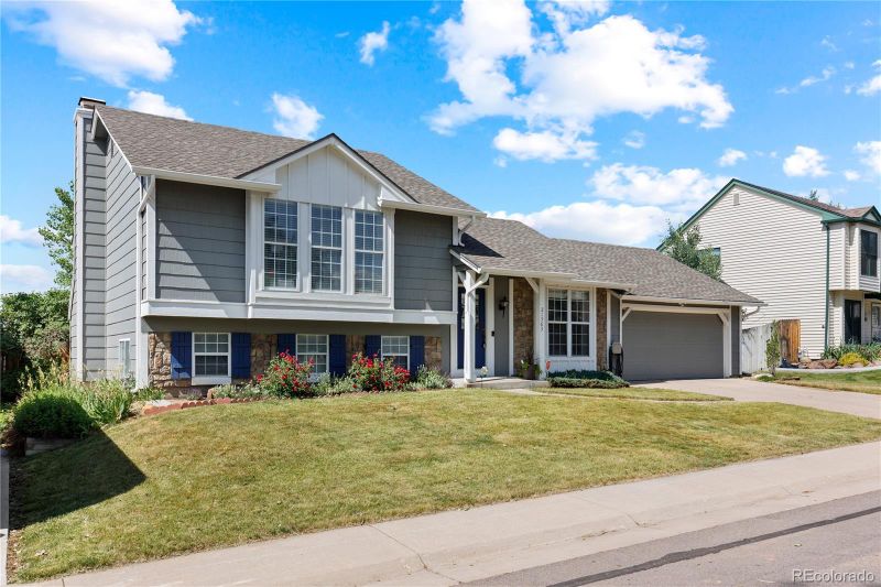 21563 E Powers Pl, Centennial, CO 80015