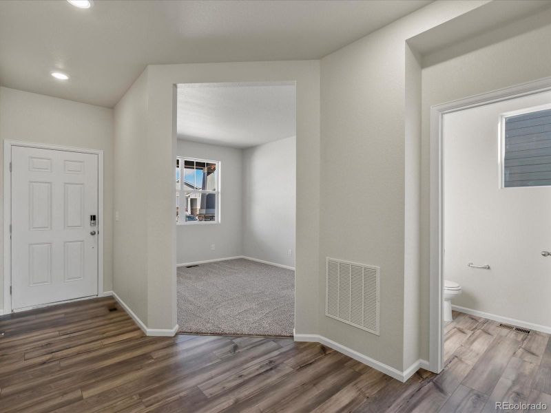 9122 Quintero St, Commerce City, CO 80022