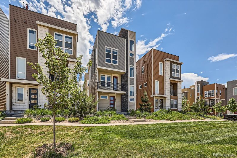 2495 Tonga Dr, Castle Rock, CO 80109
