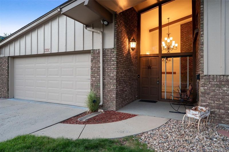 1300 S Foothill Dr, Lakewood, CO 80228