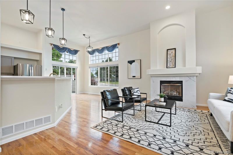 4022 E Hinsdale Cir, Denver, CO 80122