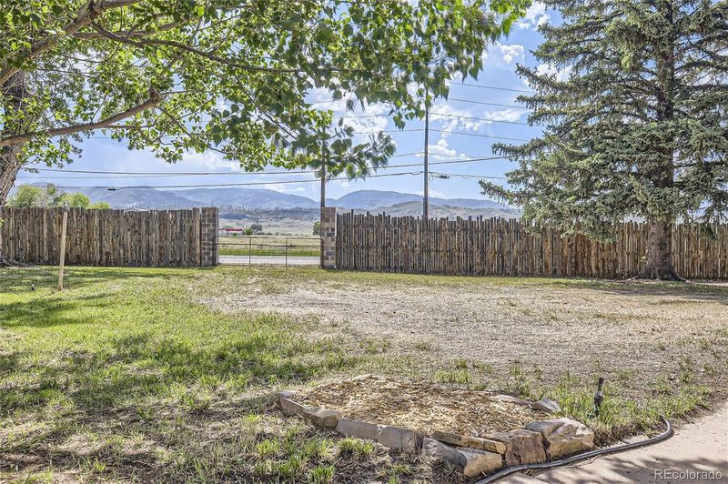 1210 N Overland Trl, Fort Collins, CO 80521