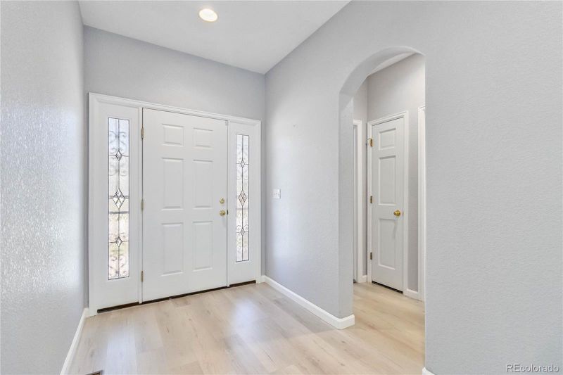 7496 W Saratoga Pl, Littleton, CO 80123