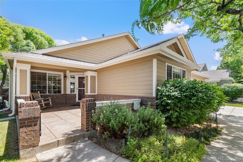 1884 S Marshall Cir, Lakewood, CO 80232