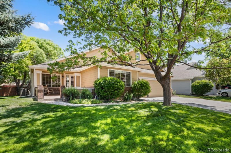 1884 S Marshall Cir, Lakewood, CO 80232