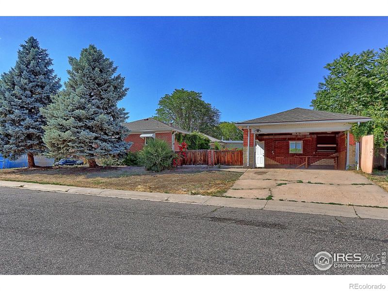 7466 Turner Dr, Denver, CO 80221
