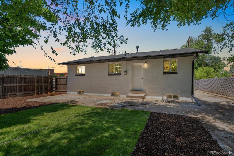 6530 E 66th Ave, Commerce City, CO 80022