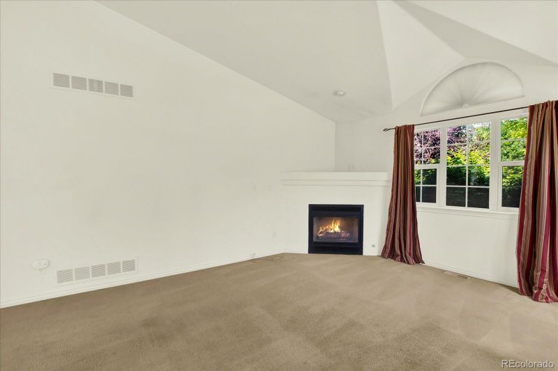 2960 S Yampa Way, Aurora, CO 80013
