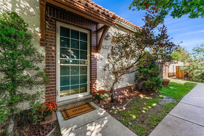 1419 Ivy St, Denver, CO 80220