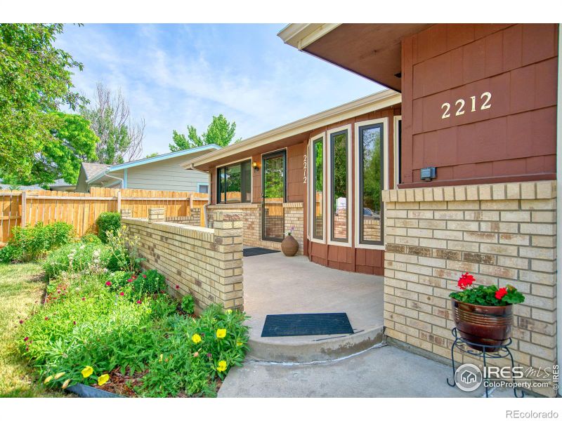 2212 Meadow St, Longmont, CO 80501