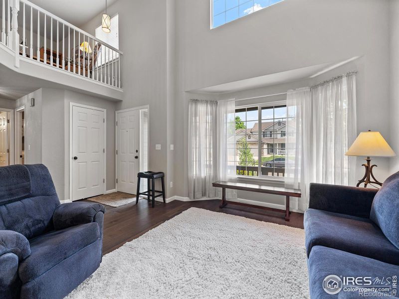 11040 W Aqueduct Dr, Littleton, CO 80127