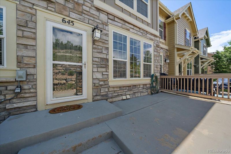 645 Hanging Rock Pl, Castle Rock, CO 80108