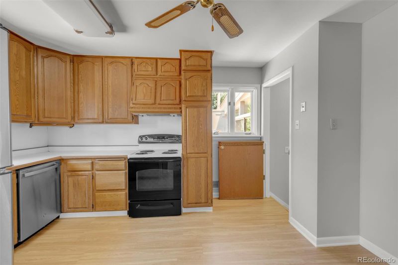 7692 Shoshone St, Denver, CO 80221