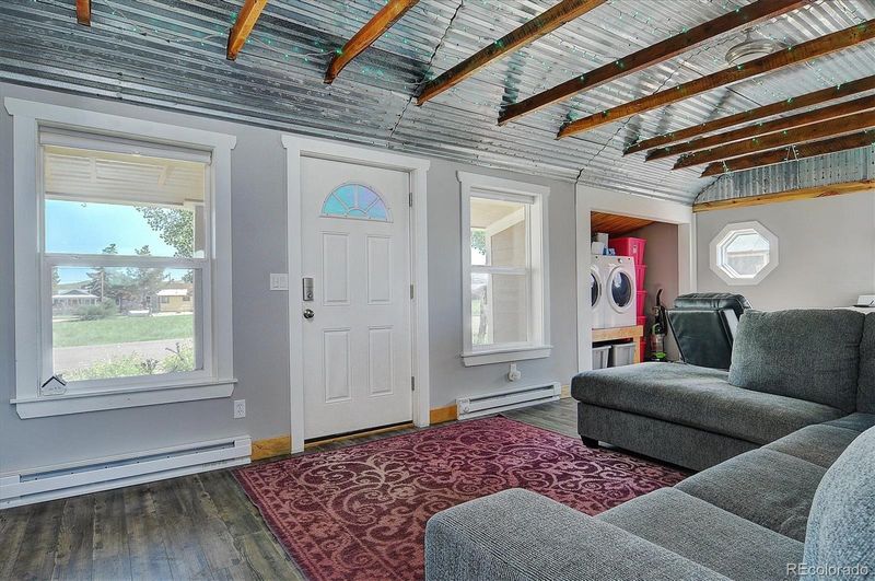 600 First St, Silver Cliff, CO 81252
