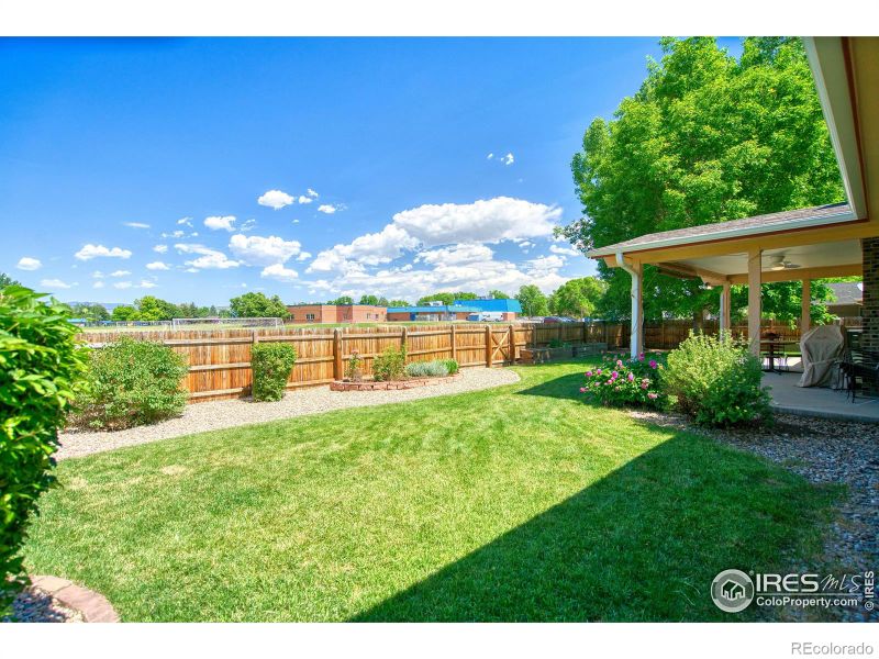 31 Cornell Dr, Longmont, CO 80503