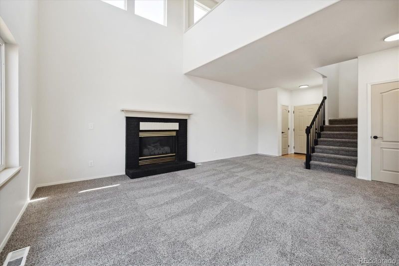 1106 S Rifle Cir, Aurora, CO 80017