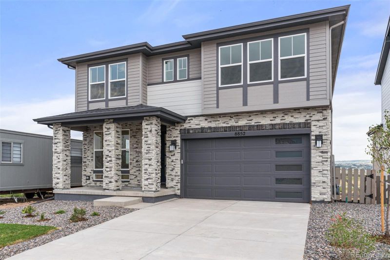 8852 Whiteclover St, Littleton, CO 80125