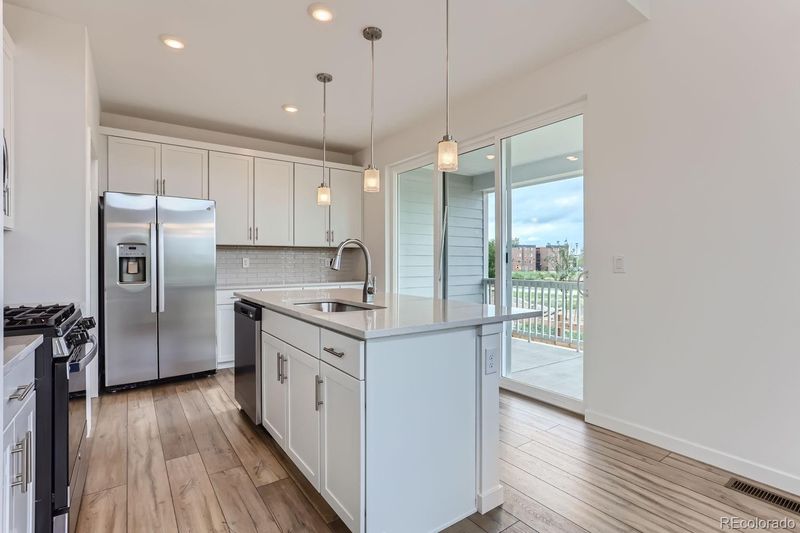 1231 S Kingston Ct, Aurora, CO 80012