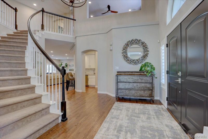 10045 Ridgefield Ln, Highlands Ranch, CO 80126