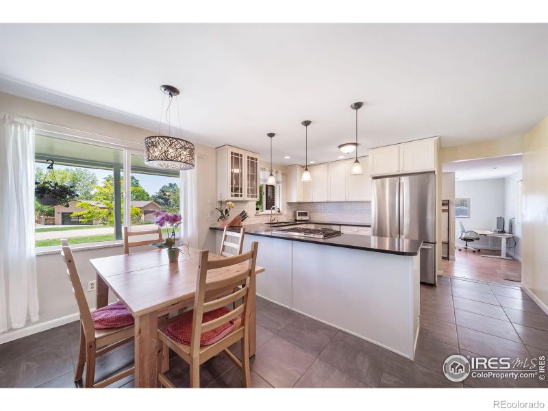 856 Applewood Dr, Lafayette, CO 80026