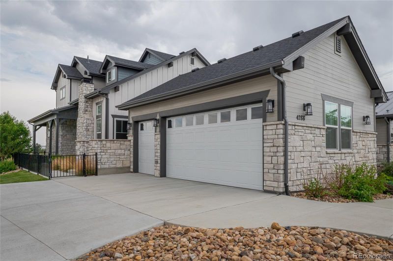 4288 Ardglass Ln, Timnath, CO 80547