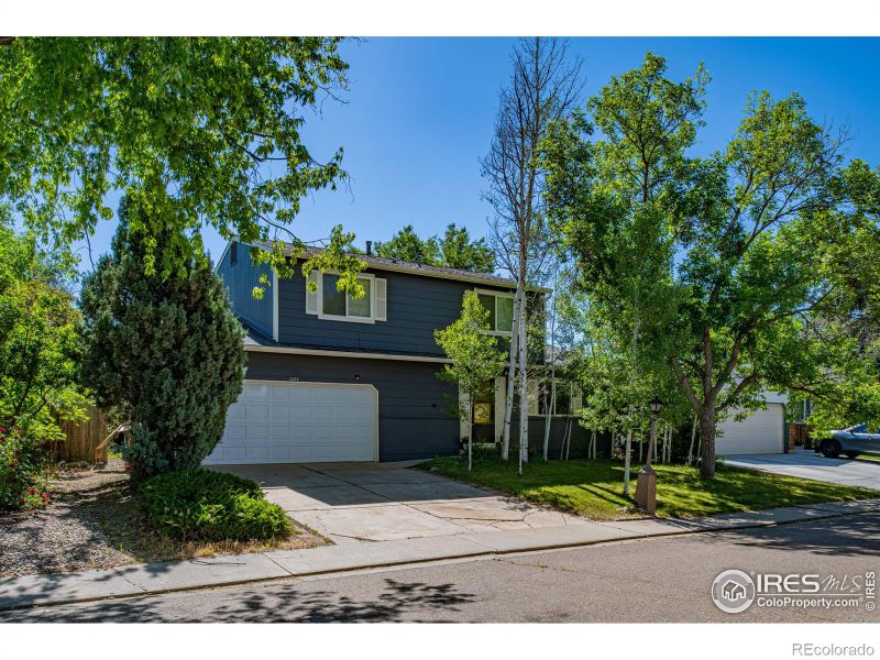 2424 Tulip St, Longmont, CO 80501