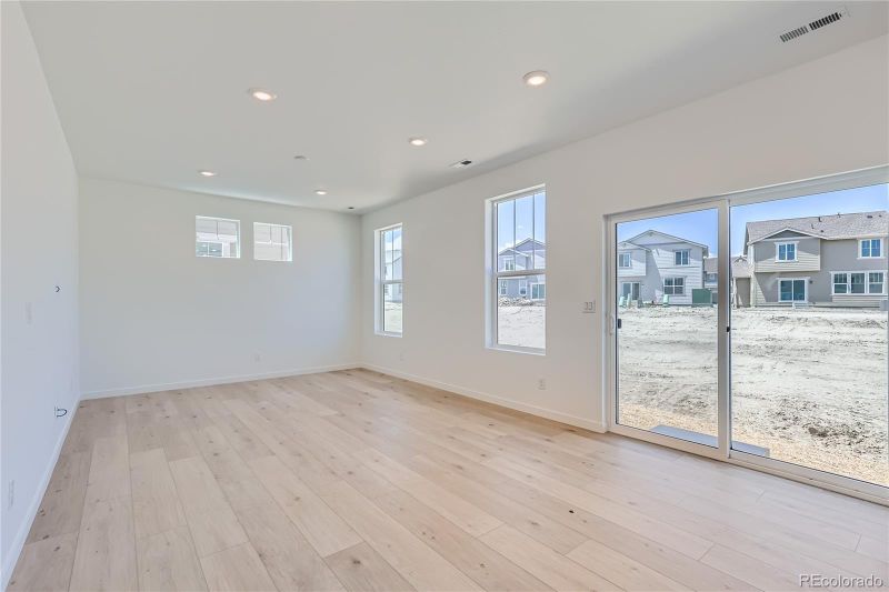 635 Yankeeboy Loop, Elizabeth, CO 80107
