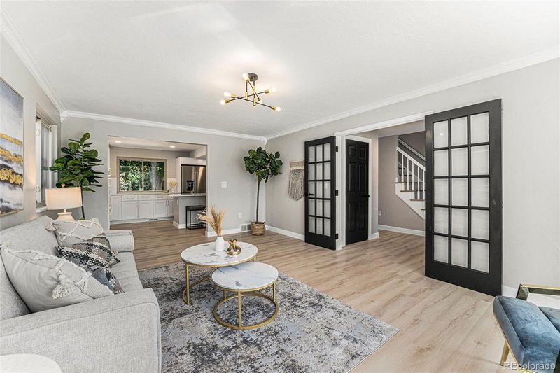 8317 Club Crest Dr, Arvada, CO 80005