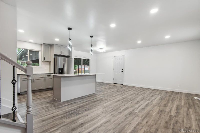 12980 E 47th Avenue Cir, Denver, CO 80239