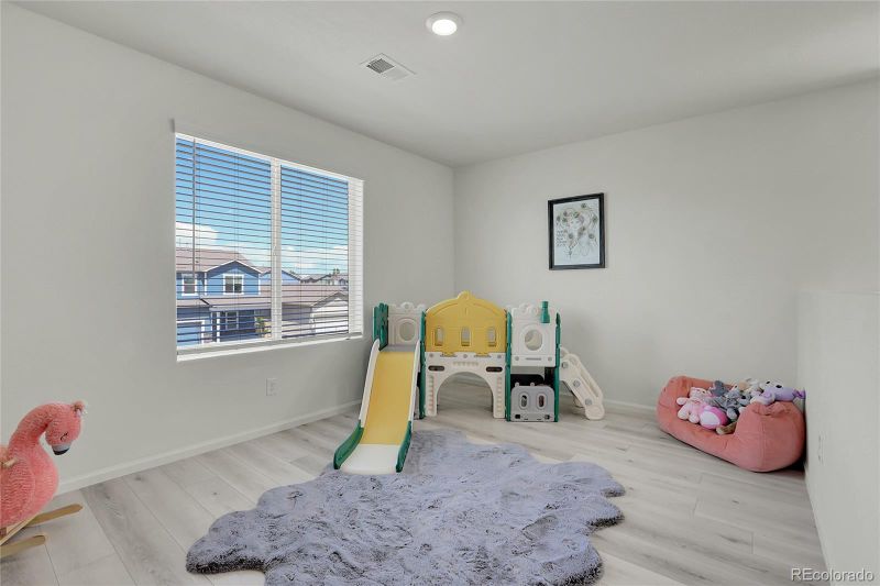 328 Maple St, Bennett, CO 80102