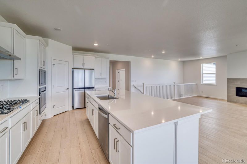 39480 Congress Ln, Elizabeth, CO 80107