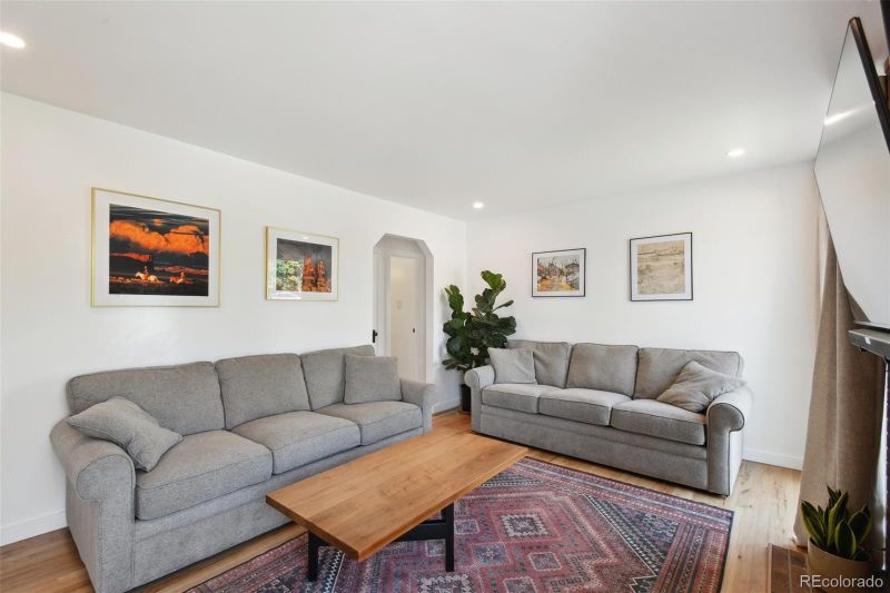 887 S Umatilla Way, Denver, CO 80223