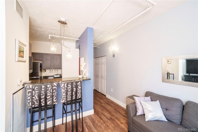 444 17th St #909, Denver, CO 80202