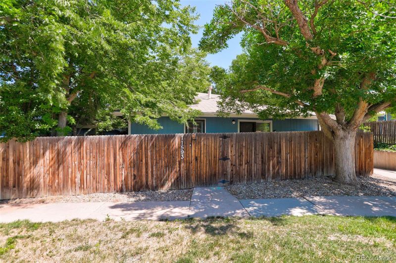 11593 E Cedar Ave, Aurora, CO 80012