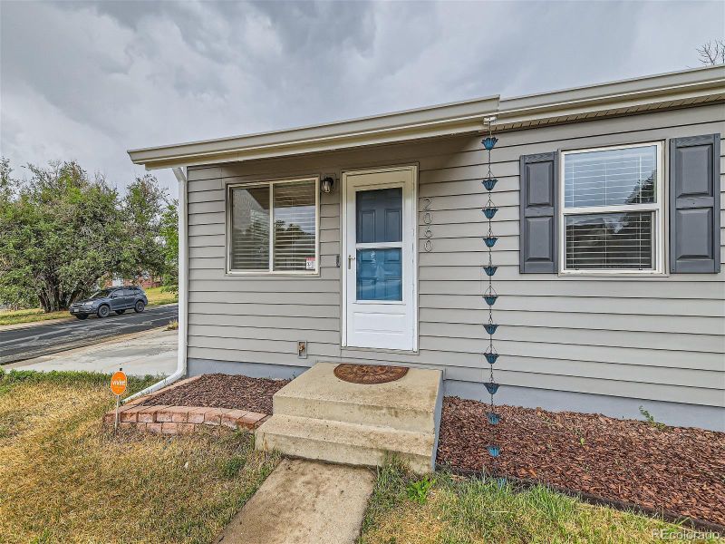 2060 Dichter Ct, Thornton, CO 80229
