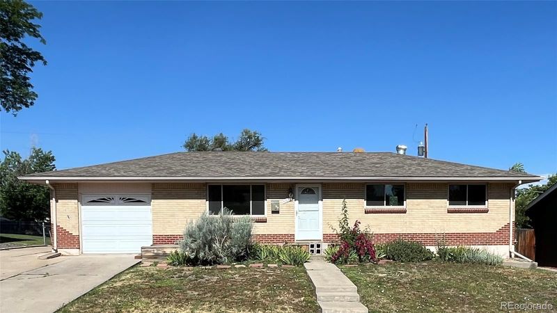 6641 Harlan St, Arvada, CO 80003
